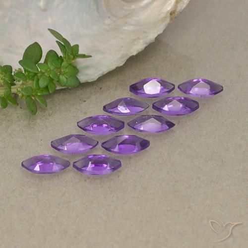 Shop natural 2.32ct 鮮やかなバイオレット アメジスト gems, マーキーズ, from ブラジル at GemSelect. In stock, global shipping!
