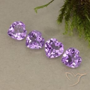 Shop natural 2.80ct ミディアムパープルがかったバイオレット アメジスト gems, 心臓, from ブラジル at GemSelect. In stock, global shipping!