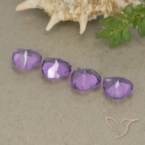 Shop natural 2.65ct 濃いパープルがかったバイオレット アメジスト gems, 心臓, from ブラジル at GemSelect. In stock, global shipping!