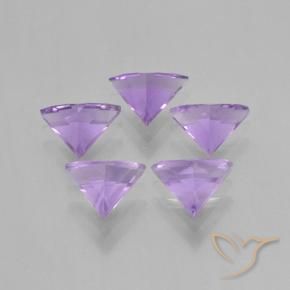 Shop natural 2.77ct ミディアムバイオレット アメジスト gems, トリリオン, from ブラジル at GemSelect. In stock, global shipping!