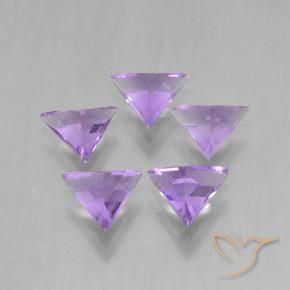 Shop natural 2.64ct ミディアムバイオレット アメジスト gems, トリリオン, from ブラジル at GemSelect. In stock, global shipping!