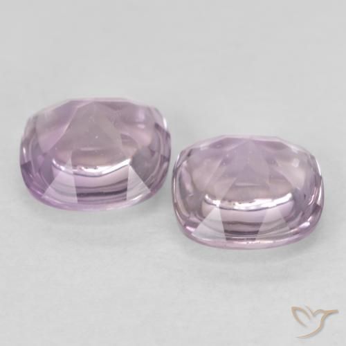 Shop natural 1.04ct 薄い赤みがかったバイオレット アメジスト gems, クッション, from ブラジル at GemSelect. In stock, global shipping!