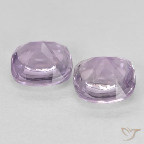 Shop natural 1.05ct 非常に薄い赤みがかった紫 アメジスト gems, クッション, from ブラジル at GemSelect. In stock, global shipping!