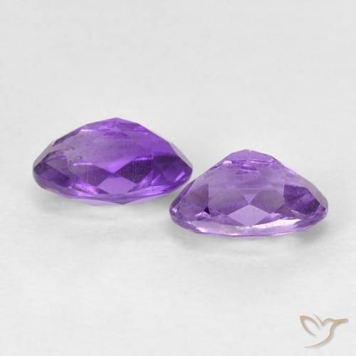 Shop natural 0.86ct アイリスバイオレット アメジスト gems, 楕円形, from ブラジル at GemSelect. In stock, global shipping!