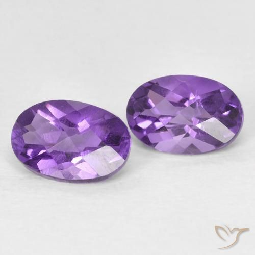 Shop natural 0.92ct ミディアムバイオレット アメジスト gems, 楕円形, from ブラジル at GemSelect. In stock, global shipping!