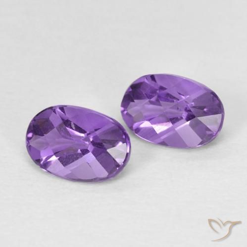 Shop natural 0.92ct 鮮やかなバイオレット アメジスト gems, 楕円形, from ブラジル at GemSelect. In stock, global shipping!
