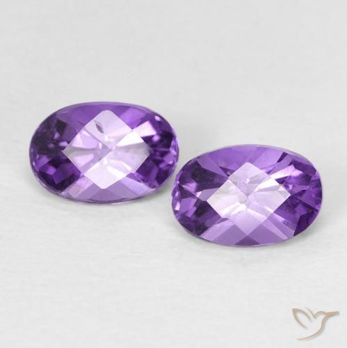 Shop natural 0.92ct 鮮やかなバイオレット アメジスト gems, 楕円形, from ブラジル at GemSelect. In stock, global shipping!