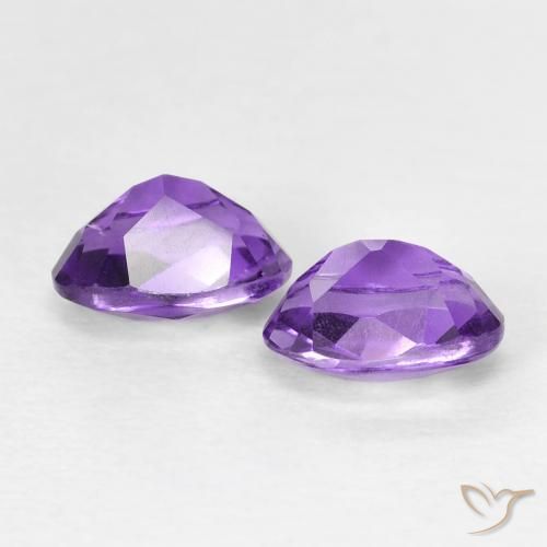 Shop natural 0.95ct 濃い紫 アメジスト gems, 楕円形, from ブラジル at GemSelect. In stock, global shipping!