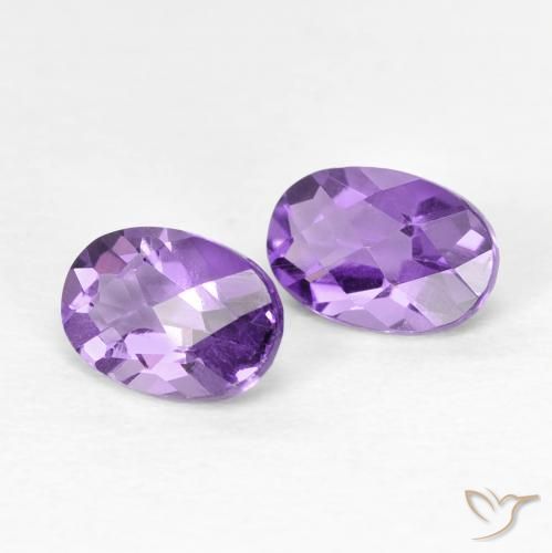 Shop natural 0.92ct ミディアムバイオレット アメジスト gems, 楕円形, from ブラジル at GemSelect. In stock, global shipping!