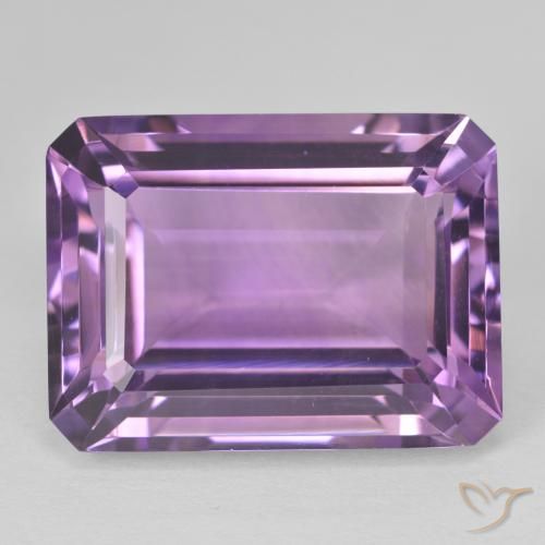 22.46カラットの天然Medium Light Purplish-Violetアメジスト、八角形 / エメラルドカット、VVS