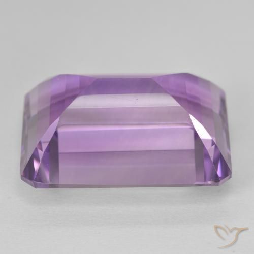 22.46カラットの天然Medium Light Purplish-Violetアメジスト、八角形 / エメラルドカット、VVS