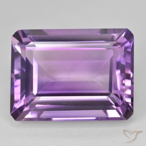 22.92カラットの天然Medium Light Purplish-Violetアメジスト、八角形 / エメラルドカット、VVS