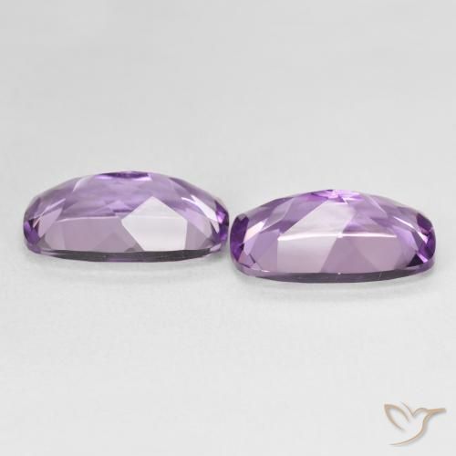 Shop natural 10.50ct ミディアムバイオレット アメジスト gems, クッション, from ブラジル at GemSelect. In stock, global shipping!