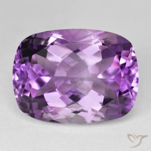 20.45ct 天然 薄いミディアムバイオレット アメジスト, クッション, VVS-VS