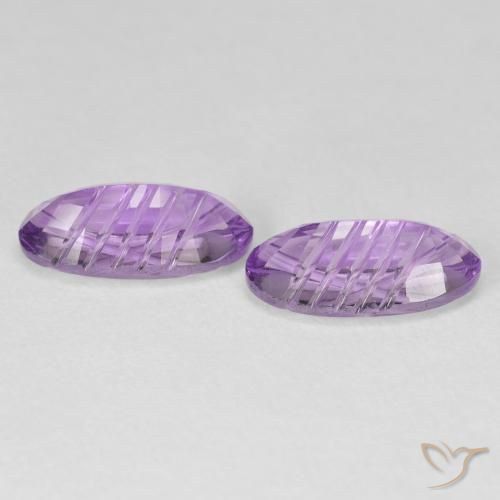 Shop natural 4.09ct ミディアムパープルがかったバイオレット アメジスト gems, 楕円形, from ブラジル at GemSelect. In stock, global shipping!