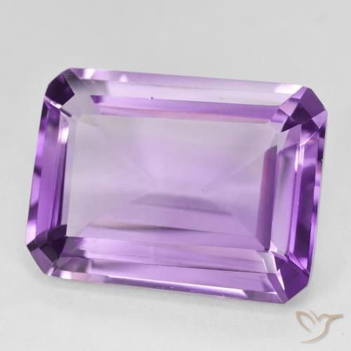 18.56カラットの天然Medium Light Purplish-Violetアメジスト、八角形 / エメラルドカット、VVS
