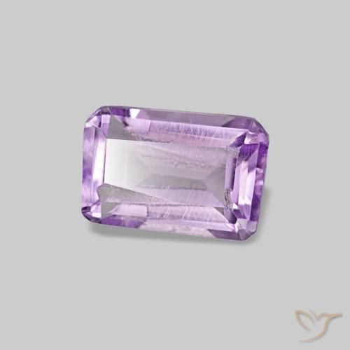 0.44カラットの天然蘭アメジスト（5.8×3.8 mm・エメラルドカット）