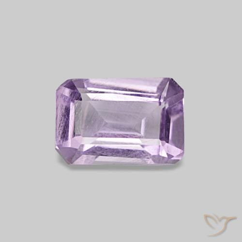 0.49カラットの天然Medium Light-Violetアメジスト（6×4.1 mm・エメラルドカット）