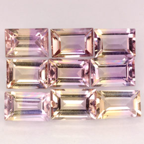 カラットの天然バイカラーアメトリン（7.1×4.6 mm・バゲット）