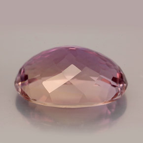 12.47カラットの天然バイカラーアメトリン（18.3×12.8 mm・オーバルカット）