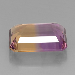 11.28カラットの天然バイカラーアメトリン（16.7×12 mm・エメラルドカット）