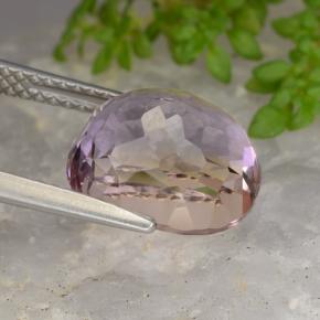4.82カラットの天然バイカラーアメトリン、オーバルカット、VVS