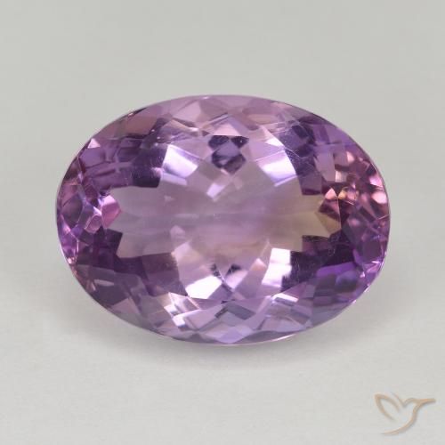 14.62カラットの天然バイカラーアメトリン（17.4×13 mm・オーバルカット）
