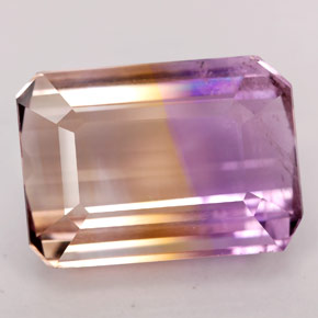 16.32カラットの天然Violet Goldenアメトリン（17.6×12.5 mm・エメラルドカット）