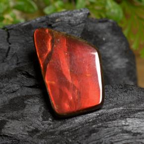 6.67カラットの天然マルチカラーアンモライト、ファンシーシェイプ、オペーク