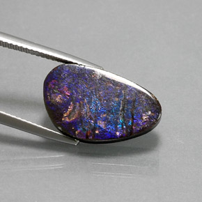 7.74カラットの天然マルチカラーアンモライト、ファンシーシェイプ、オペーク