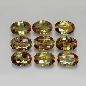 カラットの天然マルチカラーアンダルサイト（6×4 mm・オーバルカット）