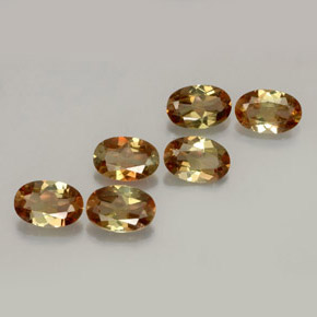 カラットの天然マルチカラーアンダルサイト（5.9×3.9 mm・オーバルカット）