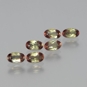 1.54カラットの天然マルチカラーアンダルサイト（5×3.1 mm・オーバルカット）