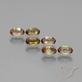 1.82カラットの天然マルチカラーアンダルサイト（5×3.2 mm・オーバルカット）