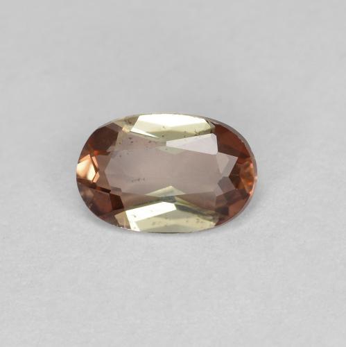 0.42カラットの天然マルチカラーアンダルサイト（5.9×3.9 mm・オーバルカット）