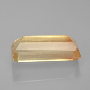 3.90カラットの天然シャンパンアンデシンラブラドライト（13.9×6 mm・バゲット）