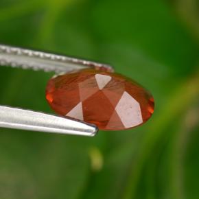 0.85カラットの天然ハニーレッドアンデシンラブラドライト、オーバルカット、VS