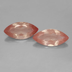 カラットの天然ハニーオレンジアンデシンラブラドライト（13.9×7 mm・透明）