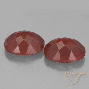 Shop natural 6.75ct ディープレッド アンデシン・ラブラドライト gems, 楕円形, from コンゴ at GemSelect. In stock, global shipping!