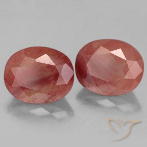 Shop natural 6.97ct ミディアムレッド アンデシン・ラブラドライト gems, 楕円形, from コンゴ at GemSelect. In stock, global shipping!