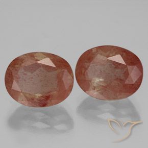 Shop natural 5.32ct ミディアムレッド アンデシン・ラブラドライト gems, 楕円形, from コンゴ at GemSelect. In stock, global shipping!