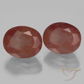 Shop natural 7.78ct ブラッドレッド アンデシン・ラブラドライト gems, 楕円形, from コンゴ at GemSelect. In stock, global shipping!