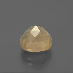 3.93カラットの天然ハニーオレンジアンデシン・ラブラドライト、クッションカット、透明