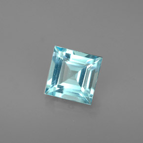 0.79カラットの天然ライトブルーアパタイト（5.6×5.4 mm・四角）