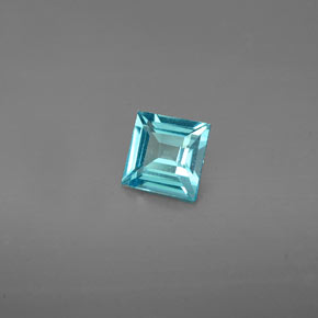 0.53カラットの天然ライトブルーアパタイト（5×4.9 mm・四角）