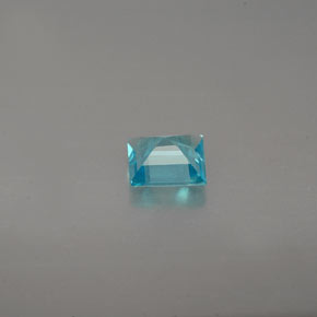 0.53カラットの天然ライトブルーアパタイト（5×4.9 mm・四角）