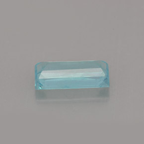 1.08カラットの天然ライトブルーアパタイト（8.7×4.3 mm・バゲット）