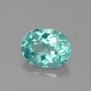 1.54カラットの天然グリーンアパタイト（8.3×6.4 mm・オーバルカット）