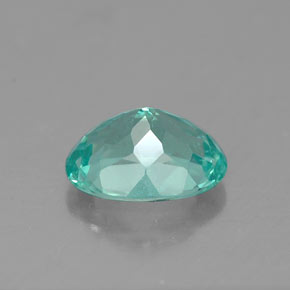 1.54カラットの天然グリーンアパタイト（8.3×6.4 mm・オーバルカット）
