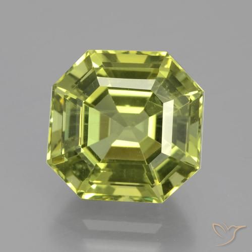 6.54ct 天然 黄みがかったグリーン アパタイト, エメラルドカット, VS